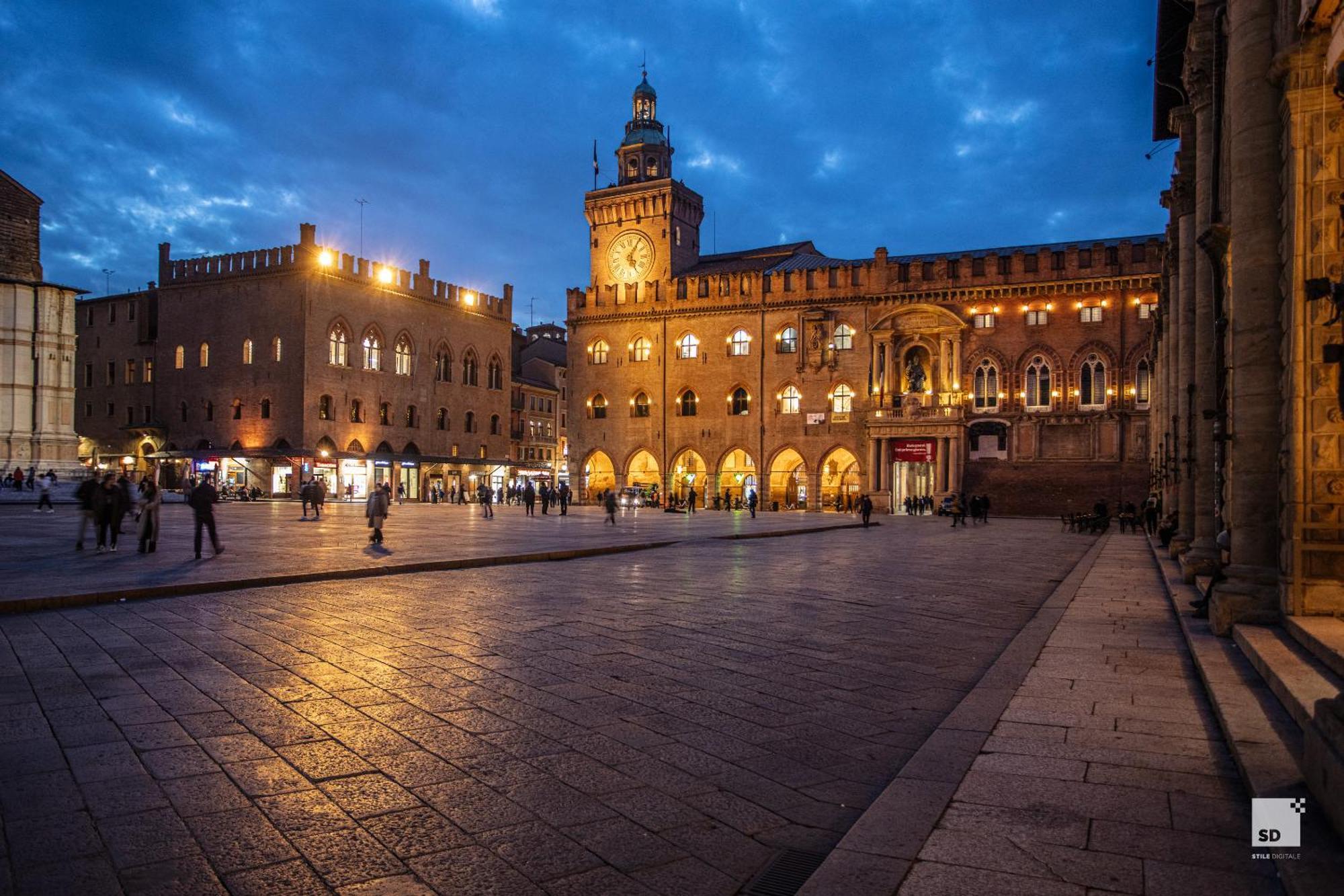 Urbanicooh Paracelso - Piazza Maggiore View 볼로냐 외부 사진