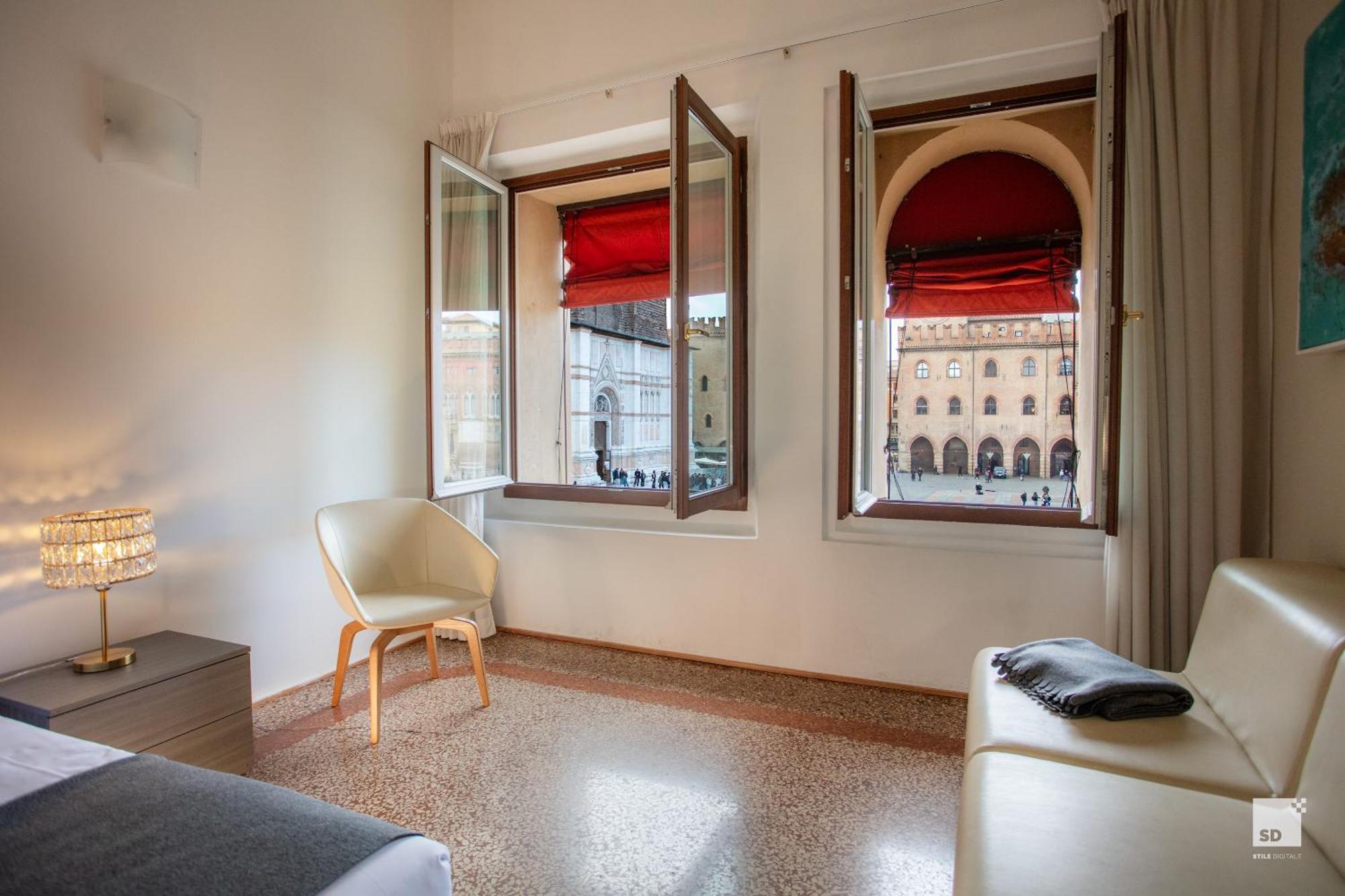 Urbanicooh Paracelso - Piazza Maggiore View 볼로냐 외부 사진